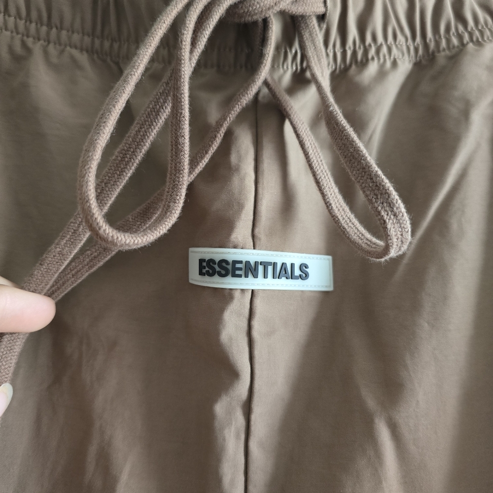 Essentials Brown Sweatpants - Picture 2 of 7